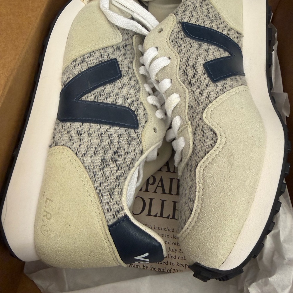 Veja SDU Flannel Snow Nautico Size EU 37/US 6 NWOB - Picture 4 of 4